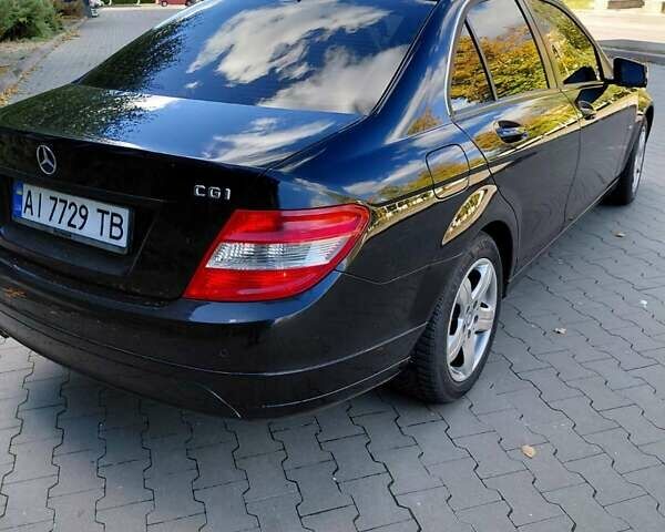 Чорний Мерседес Ц-Клас, об'ємом двигуна 1.8 л та пробігом 125 тис. км за 11200 $, фото 3 на Automoto.ua
