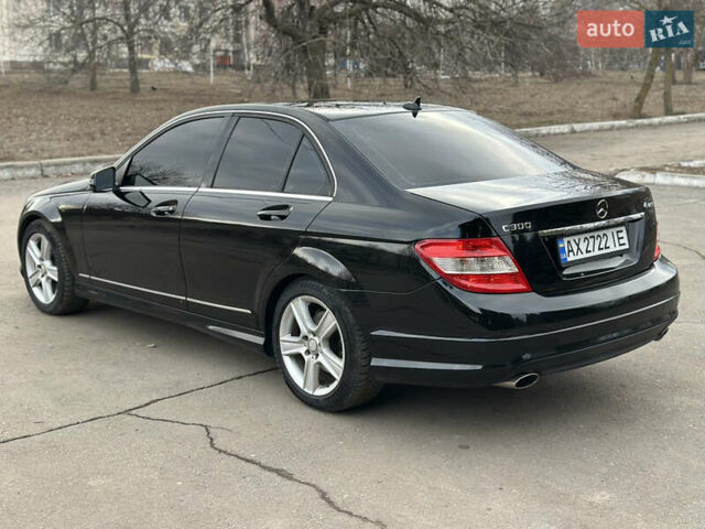 Черный Мерседес Ц-Класс, объемом двигателя 3 л и пробегом 270 тыс. км за 12500 $, фото 20 на Automoto.ua