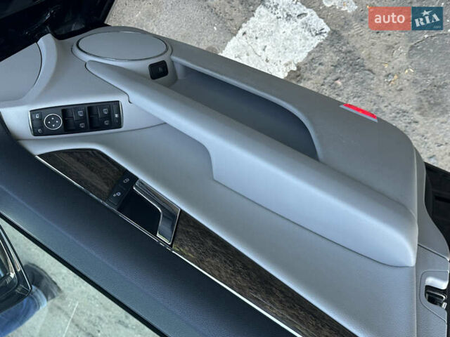 Чорний Мерседес Ц-Клас, об'ємом двигуна 2.2 л та пробігом 255 тис. км за 10650 $, фото 10 на Automoto.ua