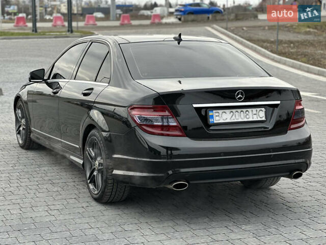 Черный Мерседес Ц-Класс, объемом двигателя 3 л и пробегом 172 тыс. км за 10800 $, фото 6 на Automoto.ua