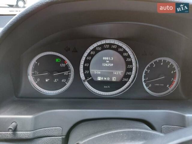 Чорний Мерседес Ц-Клас, об'ємом двигуна 1.8 л та пробігом 125 тис. км за 11200 $, фото 18 на Automoto.ua
