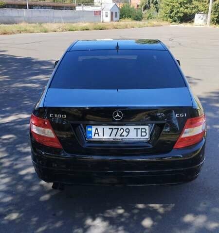 Чорний Мерседес Ц-Клас, об'ємом двигуна 1.8 л та пробігом 126 тис. км за 12000 $, фото 1 на Automoto.ua