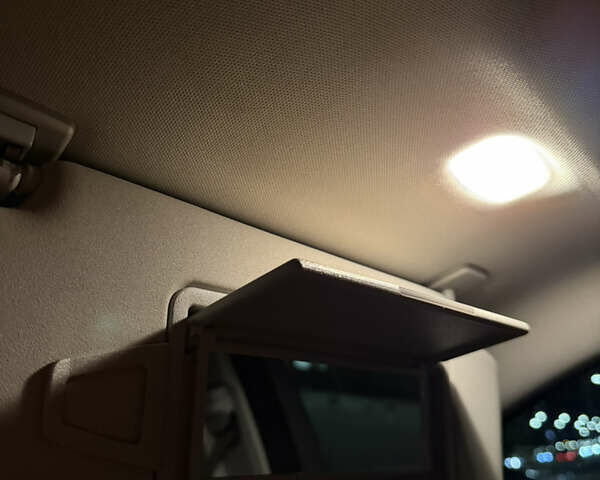 Мерседес Ц-Класс 2011 в Киеве на Automoto.ua Черный Мерседес Ц-Класс, объемом двигателя 1.8 л и пробегом 147 тыс. км за 12000 $, фото 47 на Automoto.ua