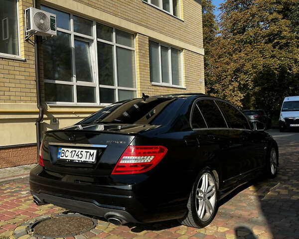 Черный Мерседес Ц-Класс, объемом двигателя 3 л и пробегом 298 тыс. км за 9950 $, фото 17 на Automoto.ua