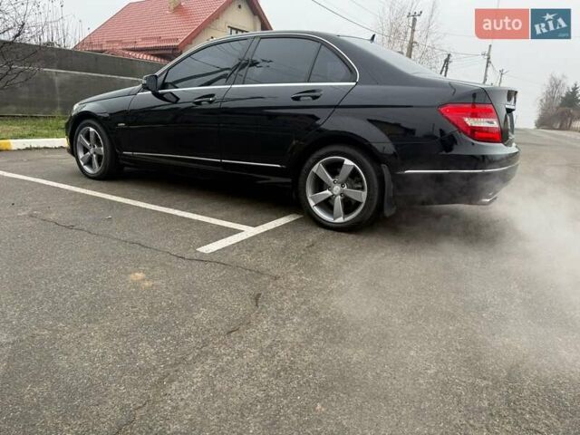 Черный Мерседес Ц-Класс, объемом двигателя 1.8 л и пробегом 59 тыс. км за 14500 $, фото 9 на Automoto.ua