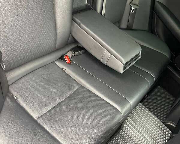 Черный Мерседес Ц-Класс, объемом двигателя 3 л и пробегом 105 тыс. км за 12000 $, фото 45 на Automoto.ua