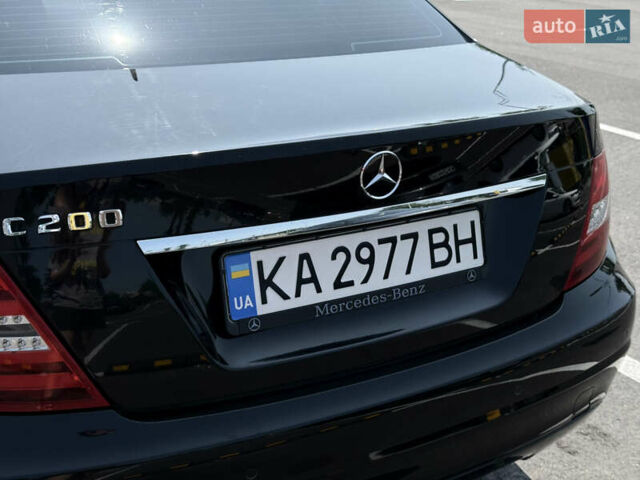 Чорний Мерседес Ц-Клас, об'ємом двигуна 1.8 л та пробігом 138 тис. км за 10500 $, фото 14 на Automoto.ua