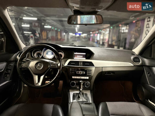 Чорний Мерседес Ц-Клас, об'ємом двигуна 1.8 л та пробігом 280 тис. км за 11999 $, фото 29 на Automoto.ua