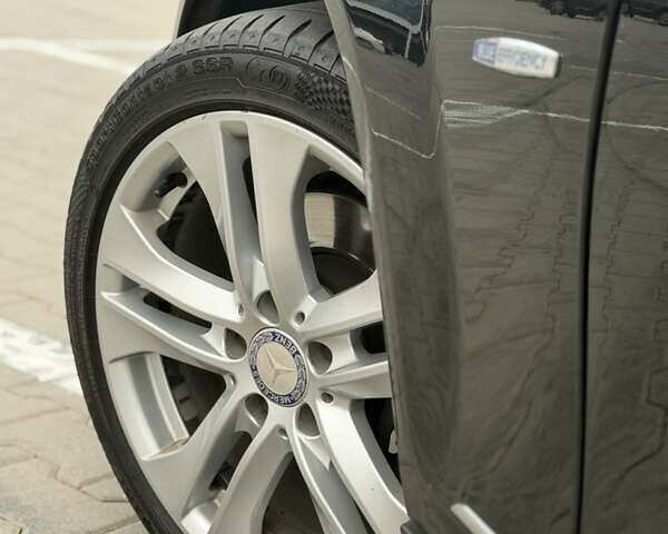 Черный Мерседес Ц-Класс, объемом двигателя 1.8 л и пробегом 147 тыс. км за 11950 $, фото 15 на Automoto.ua