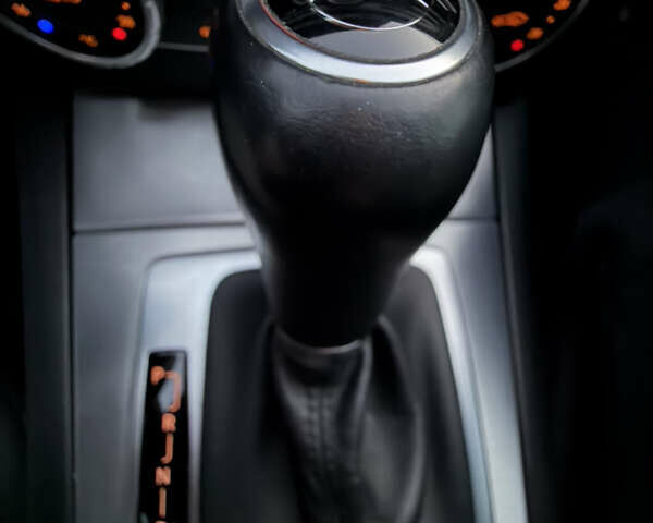 Мерседес Ц-Класс 2011 в Киеве на Automoto.ua Черный Мерседес Ц-Класс, объемом двигателя 1.8 л и пробегом 147 тыс. км за 12000 $, фото 66 на Automoto.ua