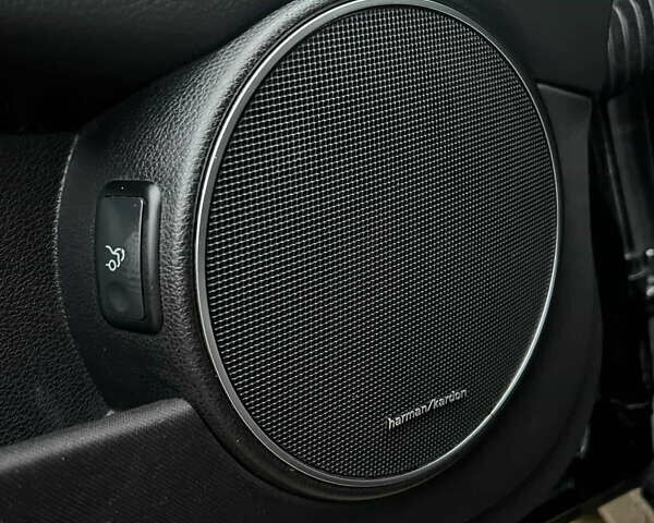 Чорний Мерседес Ц-Клас, об'ємом двигуна 2.14 л та пробігом 289 тис. км за 13000 $, фото 21 на Automoto.ua