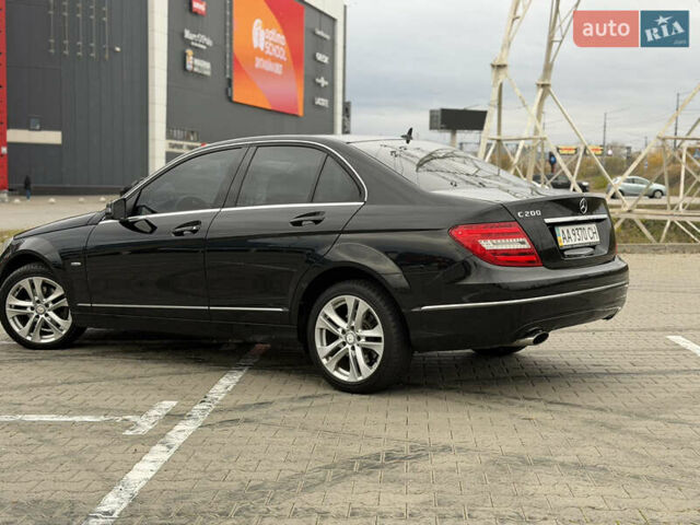 Черный Мерседес Ц-Класс, объемом двигателя 1.8 л и пробегом 147 тыс. км за 11950 $, фото 10 на Automoto.ua