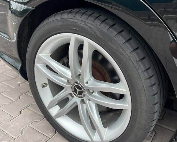 Черный Мерседес Ц-Класс, объемом двигателя 3 л и пробегом 105 тыс. км за 12000 $, фото 72 на Automoto.ua