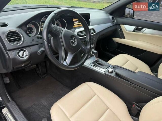 Черный Мерседес Ц-Класс, объемом двигателя 1.8 л и пробегом 59 тыс. км за 14500 $, фото 21 на Automoto.ua