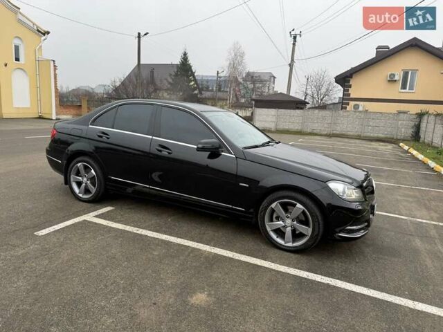 Черный Мерседес Ц-Класс, объемом двигателя 1.8 л и пробегом 59 тыс. км за 14500 $, фото 2 на Automoto.ua