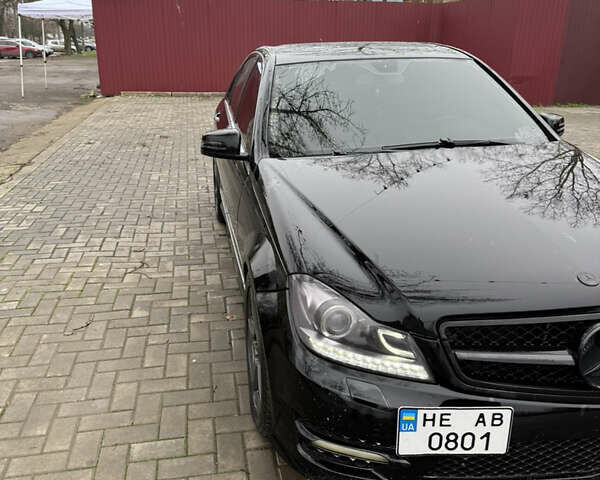 Чорний Мерседес Ц-Клас, об'ємом двигуна 1.8 л та пробігом 163 тис. км за 12599 $, фото 3 на Automoto.ua