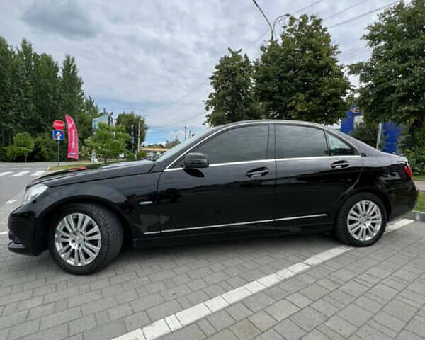 Черный Мерседес Ц-Класс, объемом двигателя 1.8 л и пробегом 172 тыс. км за 9999 $, фото 4 на Automoto.ua