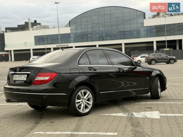 Черный Мерседес Ц-Класс, объемом двигателя 1.8 л и пробегом 147 тыс. км за 11950 $, фото 3 на Automoto.ua