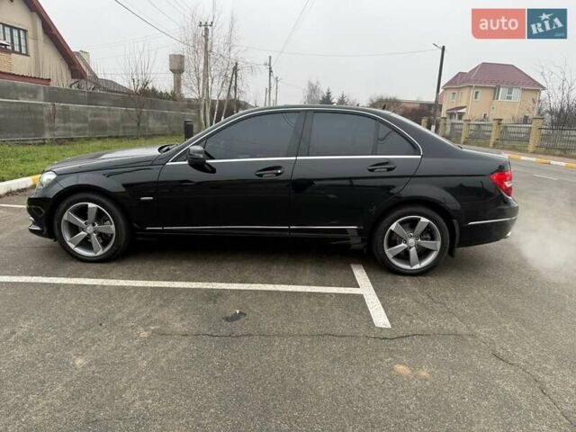 Черный Мерседес Ц-Класс, объемом двигателя 1.8 л и пробегом 59 тыс. км за 14500 $, фото 8 на Automoto.ua