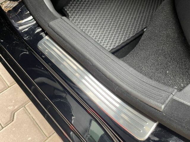 Черный Мерседес Ц-Класс, объемом двигателя 3 л и пробегом 105 тыс. км за 13400 $, фото 11 на Automoto.ua