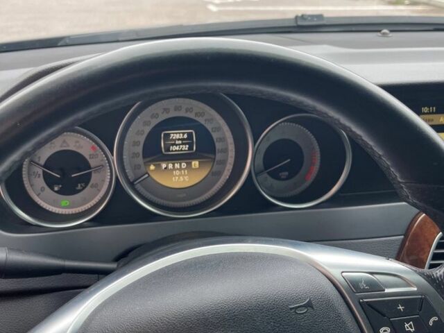 Черный Мерседес Ц-Класс, объемом двигателя 3 л и пробегом 105 тыс. км за 13400 $, фото 23 на Automoto.ua