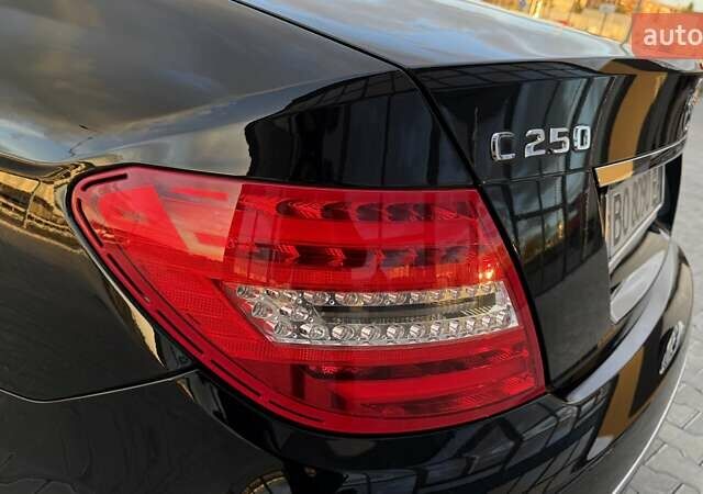 Мерседес Ц-Класс 2012 в Тернополе на Automoto.ua Черный Мерседес Ц-Класс, объемом двигателя 1.8 л и пробегом 174 тыс. км за 11999 $, фото 27 на Automoto.ua
