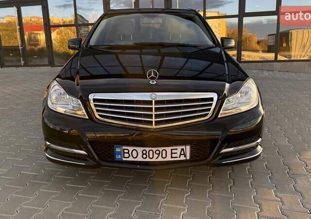 Мерседес Ц-Класс 2012 в Тернополе на Automoto.ua Черный Мерседес Ц-Класс, объемом двигателя 1.8 л и пробегом 174 тыс. км за 11999 $, фото 13 на Automoto.ua