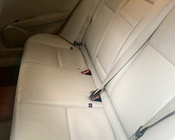 Чорний Мерседес Ц-Клас, об'ємом двигуна 3 л та пробігом 232 тис. км за 12800 $, фото 26 на Automoto.ua