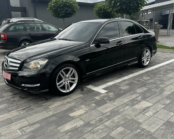 Чорний Мерседес Ц-Клас, об'ємом двигуна 1.8 л та пробігом 159 тис. км за 11500 $, фото 5 на Automoto.ua