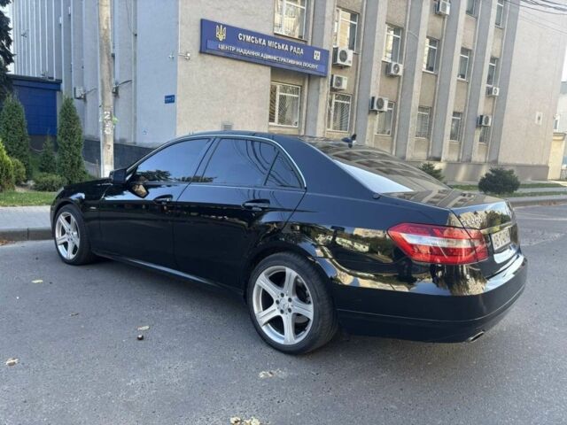 Черный Мерседес Ц-Класс, объемом двигателя 1.8 л и пробегом 240 тыс. км за 12000 $, фото 2 на Automoto.ua