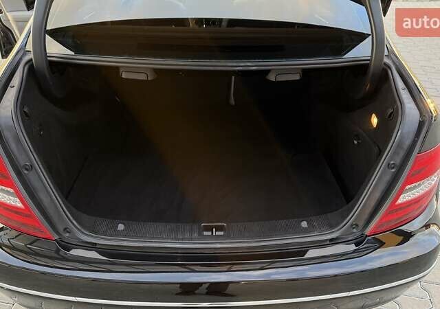 Мерседес Ц-Класс 2012 в Тернополе на Automoto.ua Черный Мерседес Ц-Класс, объемом двигателя 1.8 л и пробегом 174 тыс. км за 11999 $, фото 28 на Automoto.ua