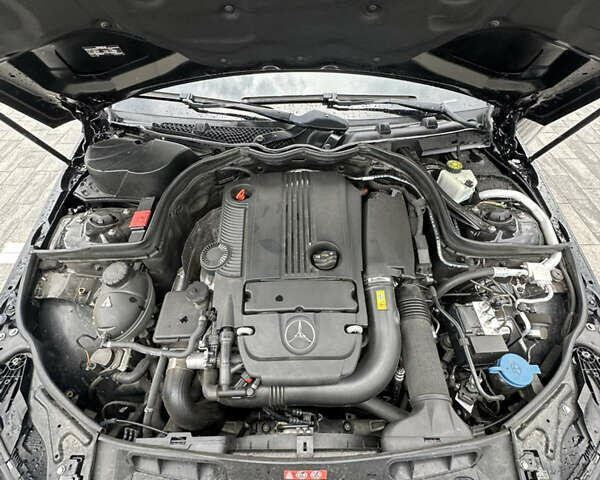 Чорний Мерседес Ц-Клас, об'ємом двигуна 1.8 л та пробігом 159 тис. км за 11500 $, фото 8 на Automoto.ua