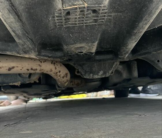 Черный Мерседес Ц-Класс, объемом двигателя 1.8 л и пробегом 189 тыс. км за 5500 $, фото 8 на Automoto.ua