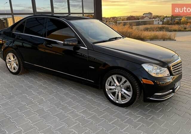 Мерседес Ц-Класс 2012 в Тернополе на Automoto.ua Черный Мерседес Ц-Класс, объемом двигателя 1.8 л и пробегом 174 тыс. км за 11999 $, фото 11 на Automoto.ua