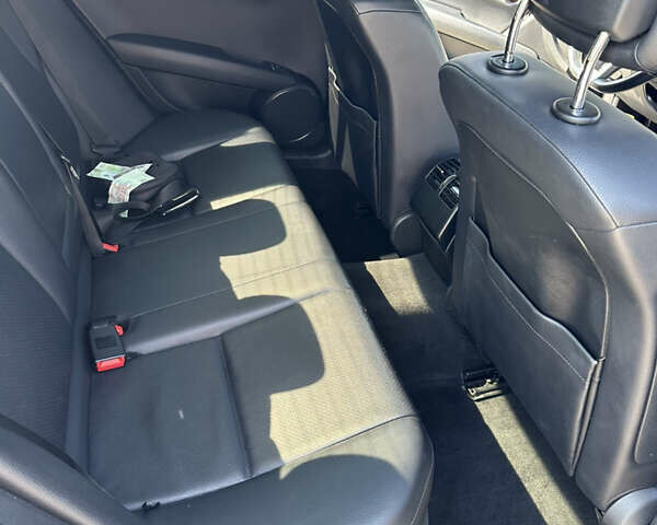 Черный Мерседес Ц-Класс, объемом двигателя 1.8 л и пробегом 223 тыс. км за 11950 $, фото 2 на Automoto.ua