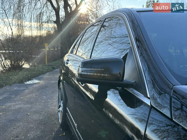 Черный Мерседес Ц-Класс, объемом двигателя 1.8 л и пробегом 229 тыс. км за 9800 $, фото 6 на Automoto.ua