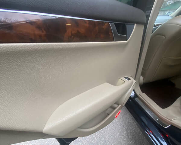 Чорний Мерседес Ц-Клас, об'ємом двигуна 3 л та пробігом 232 тис. км за 12800 $, фото 14 на Automoto.ua