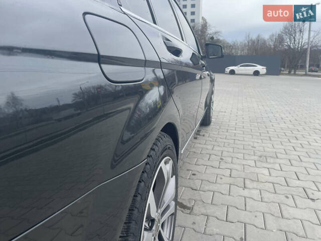 Чорний Мерседес Ц-Клас, об'ємом двигуна 2.14 л та пробігом 295 тис. км за 11200 $, фото 11 на Automoto.ua