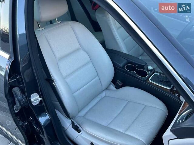 Черный Мерседес Ц-Класс, объемом двигателя 1.8 л и пробегом 243 тыс. км за 10900 $, фото 23 на Automoto.ua