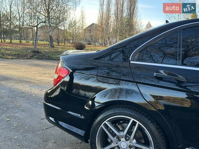 Черный Мерседес Ц-Класс, объемом двигателя 1.8 л и пробегом 229 тыс. км за 9800 $, фото 9 на Automoto.ua