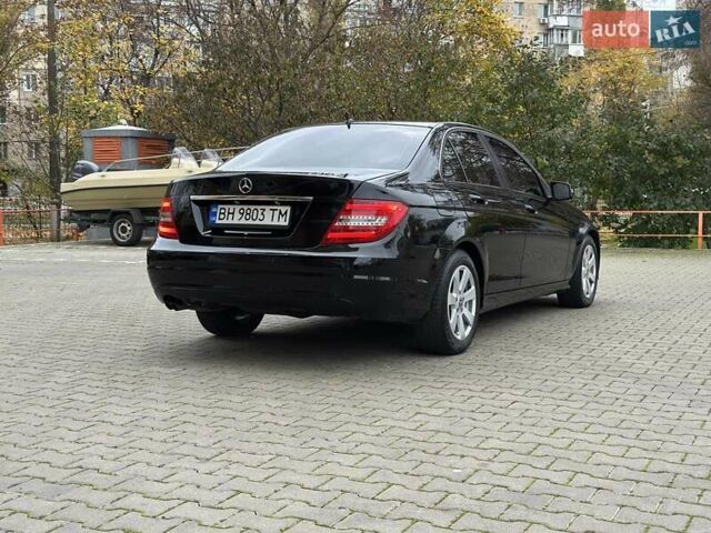 Черный Мерседес Ц-Класс, объемом двигателя 1.6 л и пробегом 208 тыс. км за 12800 $, фото 20 на Automoto.ua