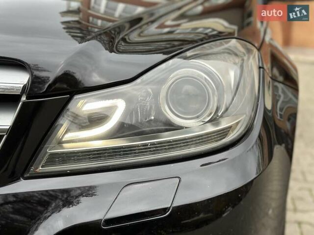 Черный Мерседес Ц-Класс, объемом двигателя 1.6 л и пробегом 208 тыс. км за 12800 $, фото 96 на Automoto.ua