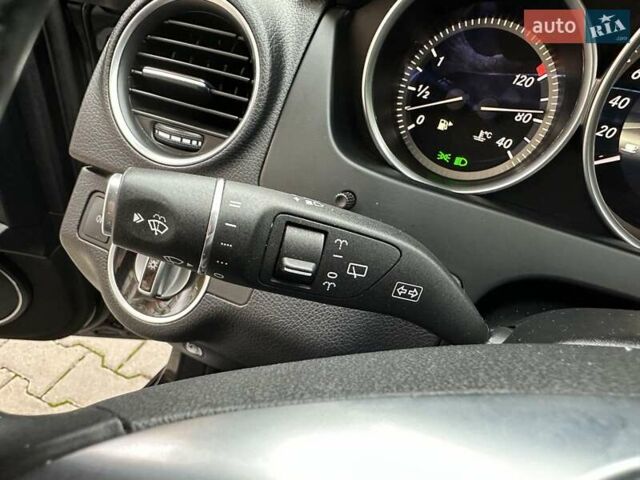 Черный Мерседес Ц-Класс, объемом двигателя 1.6 л и пробегом 208 тыс. км за 12800 $, фото 37 на Automoto.ua