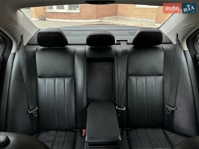 Черный Мерседес Ц-Класс, объемом двигателя 1.6 л и пробегом 208 тыс. км за 12800 $, фото 55 на Automoto.ua