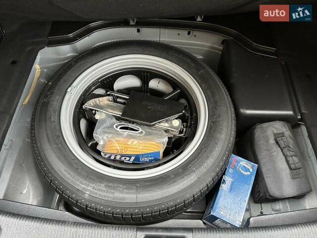 Черный Мерседес Ц-Класс, объемом двигателя 1.6 л и пробегом 208 тыс. км за 12800 $, фото 85 на Automoto.ua