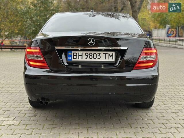 Черный Мерседес Ц-Класс, объемом двигателя 1.6 л и пробегом 208 тыс. км за 12800 $, фото 17 на Automoto.ua
