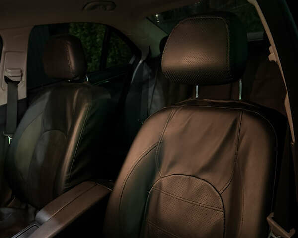 Чорний Мерседес Ц-Клас, об'ємом двигуна 2.2 л та пробігом 220 тис. км за 12400 $, фото 29 на Automoto.ua