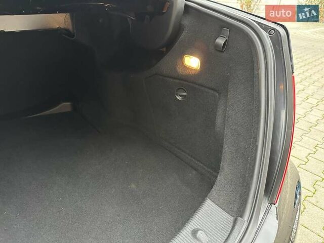 Черный Мерседес Ц-Класс, объемом двигателя 1.6 л и пробегом 208 тыс. км за 12800 $, фото 82 на Automoto.ua