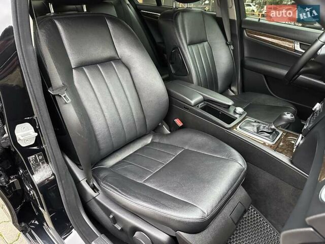 Черный Мерседес Ц-Класс, объемом двигателя 1.6 л и пробегом 208 тыс. км за 12800 $, фото 50 на Automoto.ua