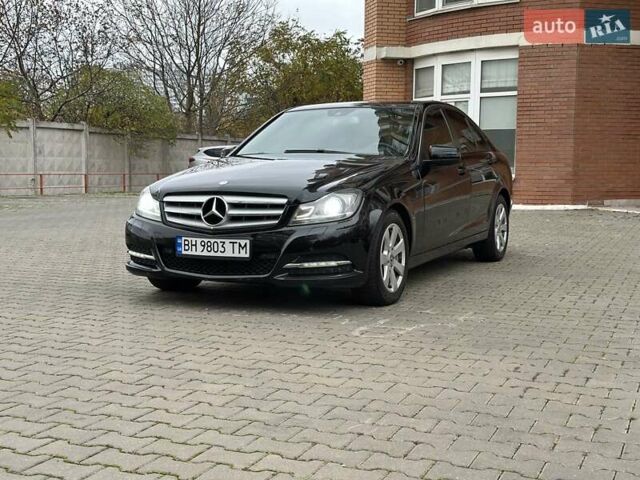Черный Мерседес Ц-Класс, объемом двигателя 1.6 л и пробегом 208 тыс. км за 12800 $, фото 18 на Automoto.ua